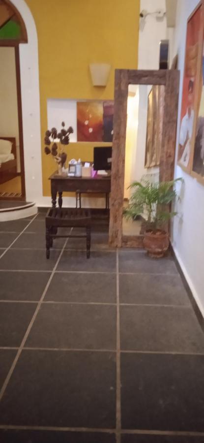 French Rivera Guest House Ποντισερί Εξωτερικό φωτογραφία